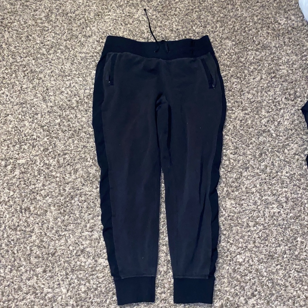 Lululemon size 10 sweatpants